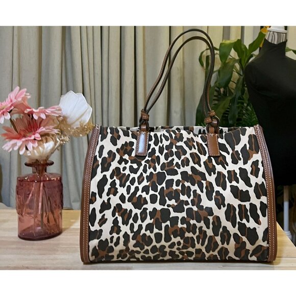 ✺✺ AUTHENTIC TORY BURCH CHETTAH ELLA TOTE  ✺✺ - Picture 3 of 10